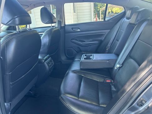Used 2020 Nissan Altima 2.5 SL FWD image 25