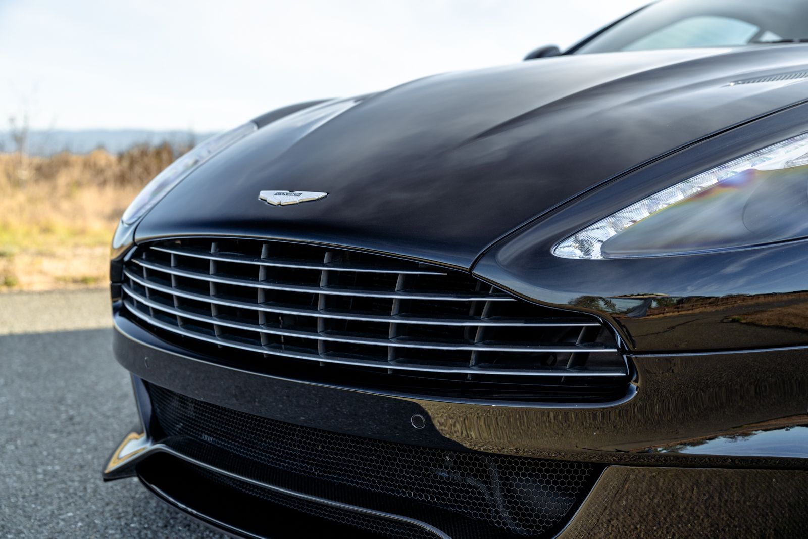 Used 2014 Aston Martin Vanquish Coupe RWD image 15
