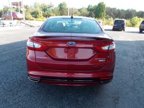 Used 2016 Ford Fusion Titanium AWD image 6