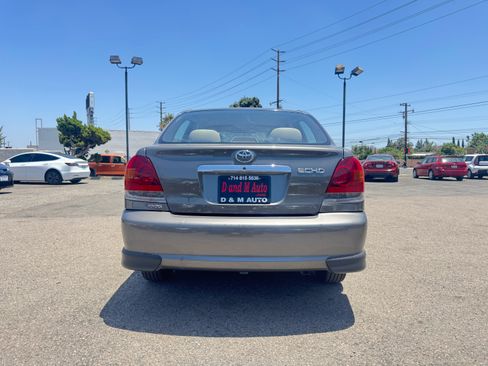Used 2003 Toyota Echo Sedan FWD image 7