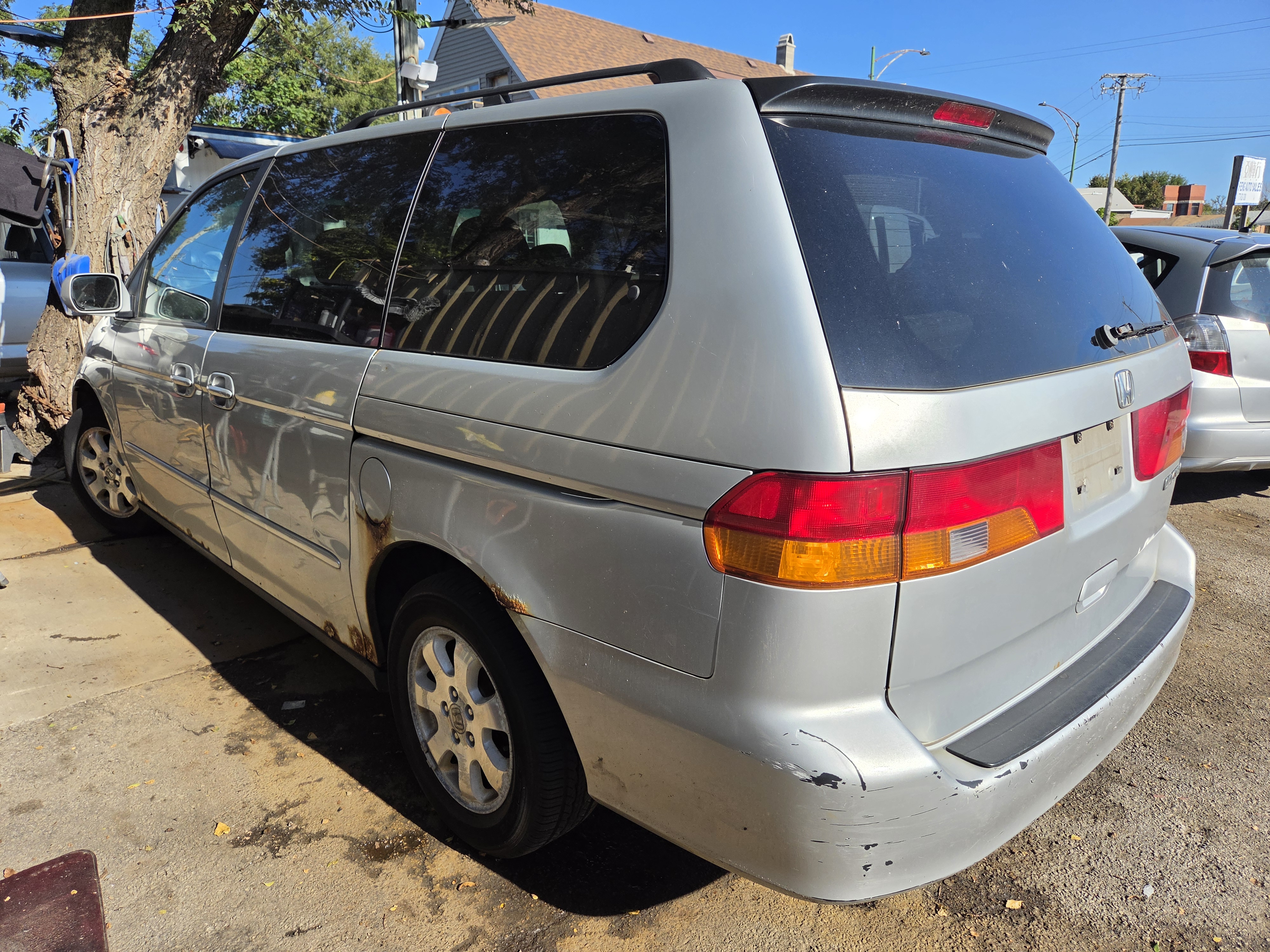 Used 2004 Honda Odyssey EX-L image 3