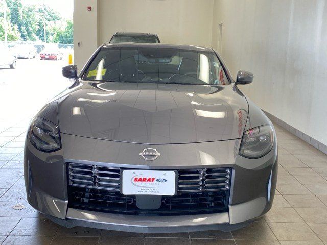 Used 2025 Nissan Z Performance RWD image 3
