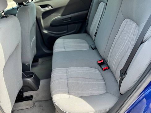 Used 2014 Chevrolet Sonic LT image 5
