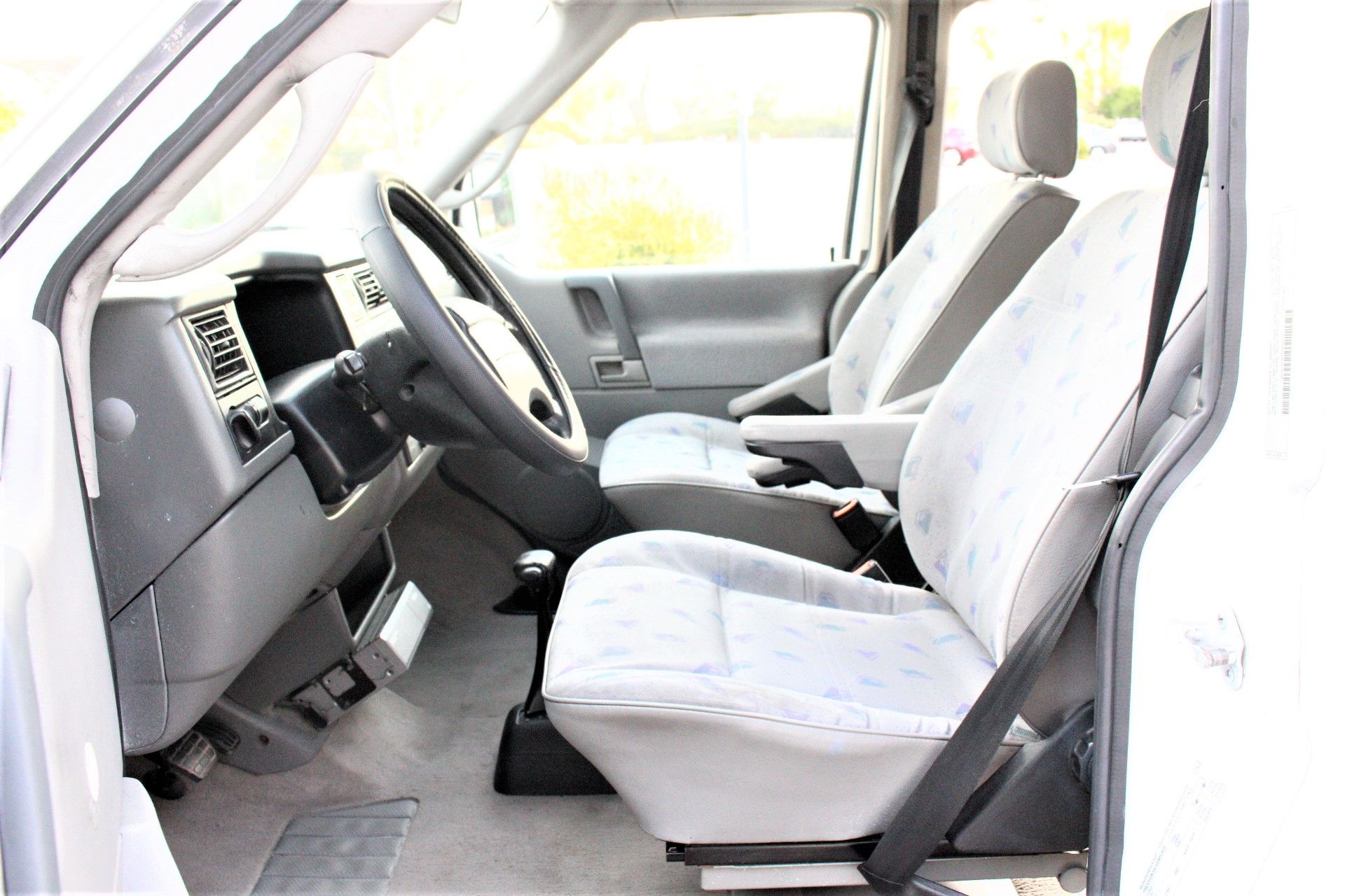 Used 1997 Volkswagen Eurovan Camper FWD image 13