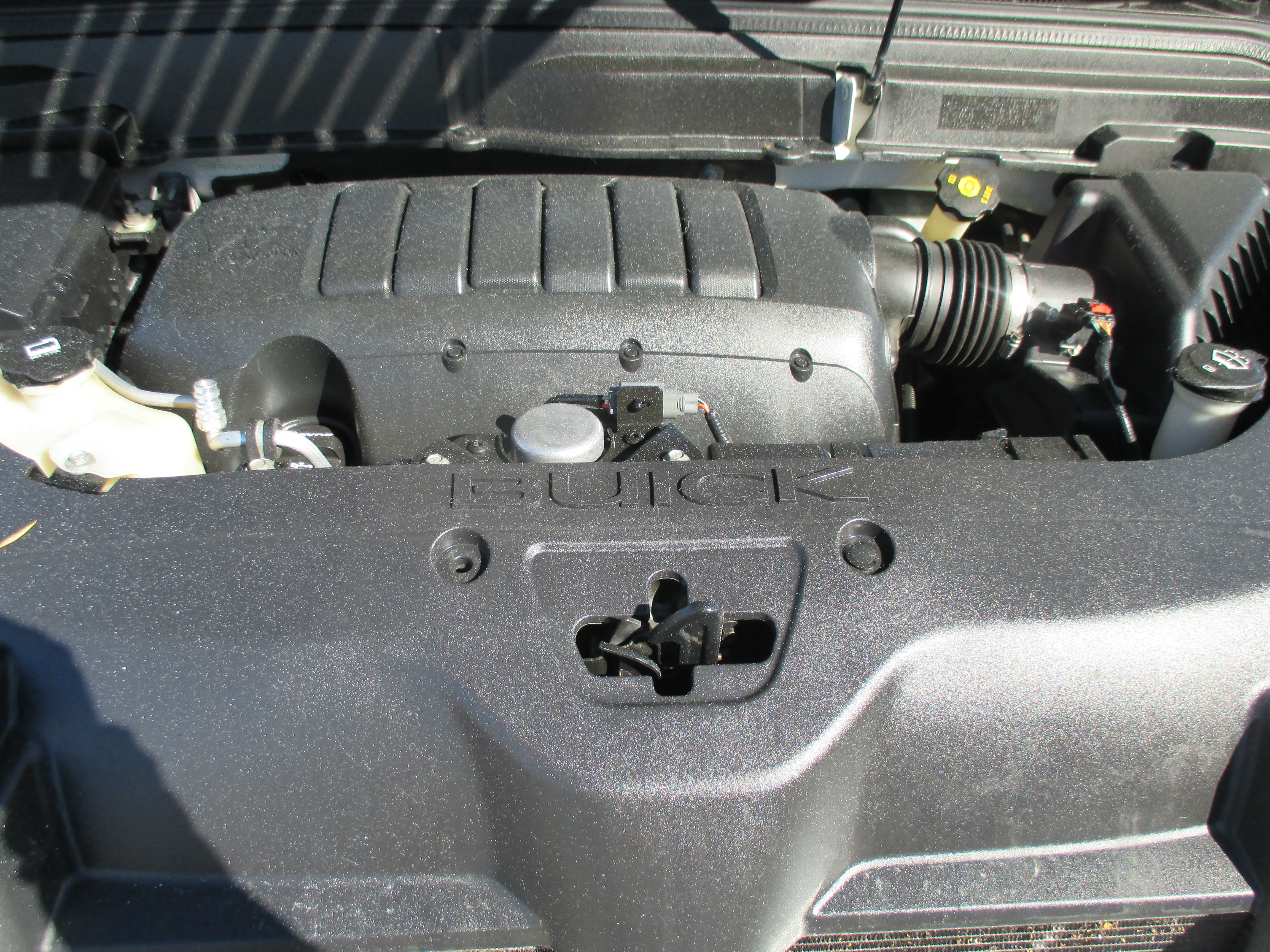 Used 2012 Buick Enclave Convenience Sport Utility 4D FWD image 19