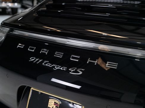 Used 2015 Porsche 911 Targa 4S image 54