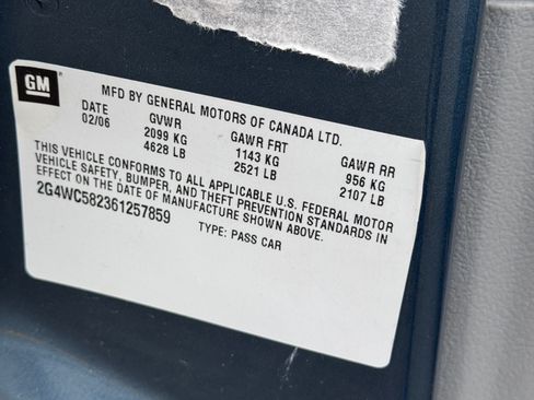 Used 2006 Buick LaCrosse CX image 10