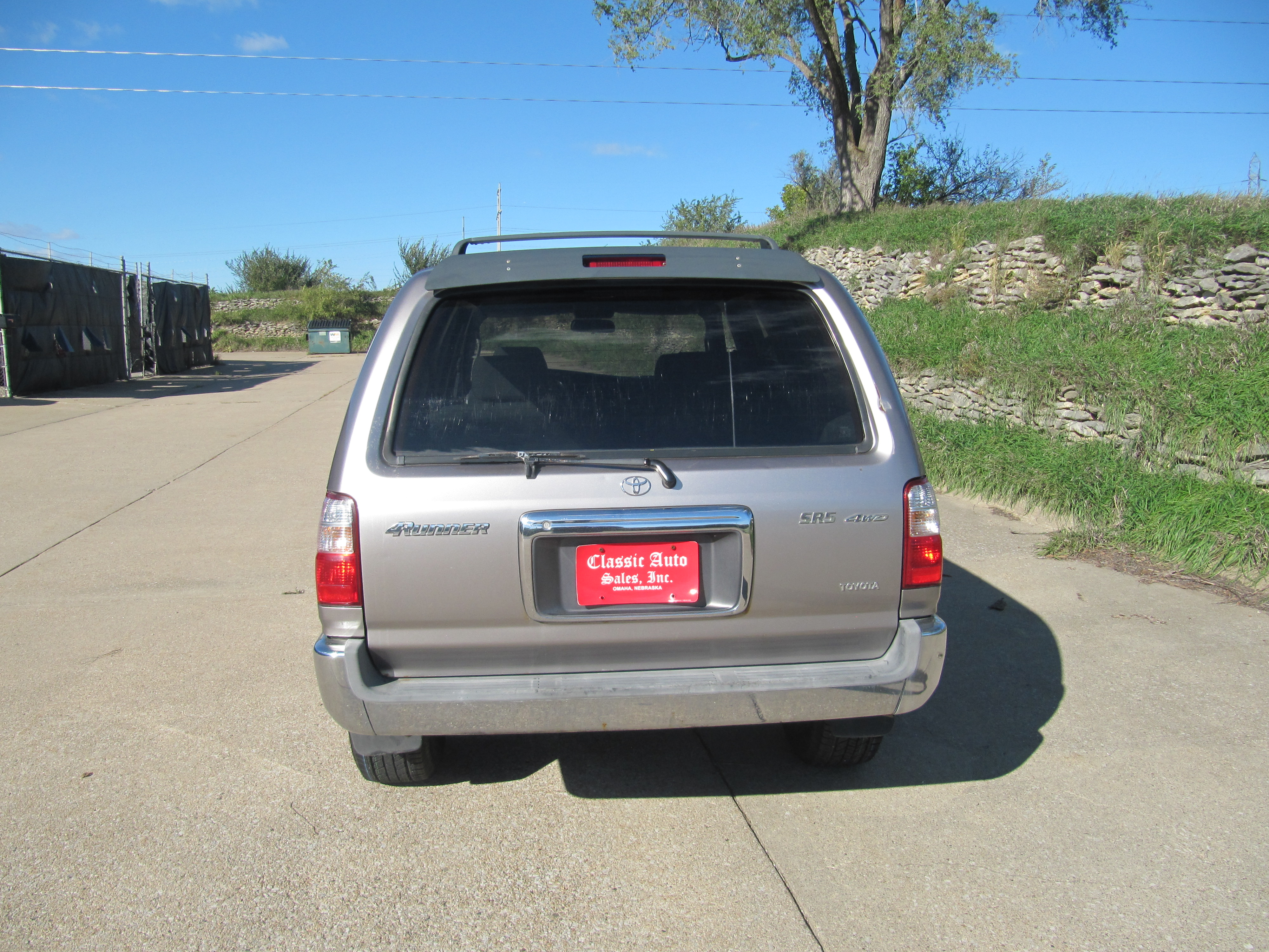 Used 2002 Toyota 4Runner 4WD SR5 image 6