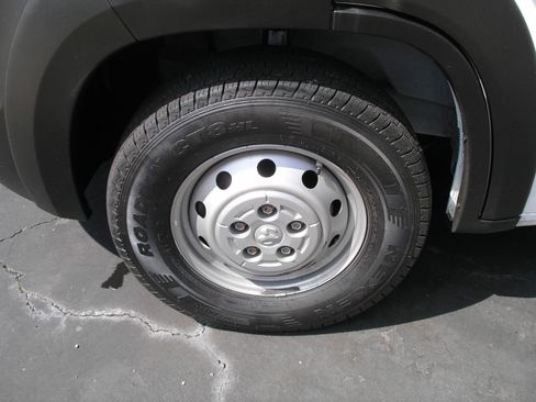 Used 2022 RAM ProMaster 2500 FWD image 7