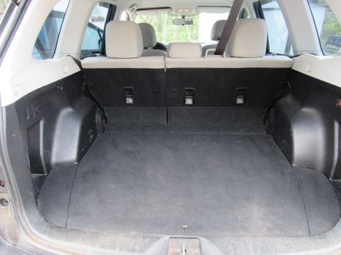 Used 2014 Subaru Forester 2.5i Premium AWD/4WD image 14