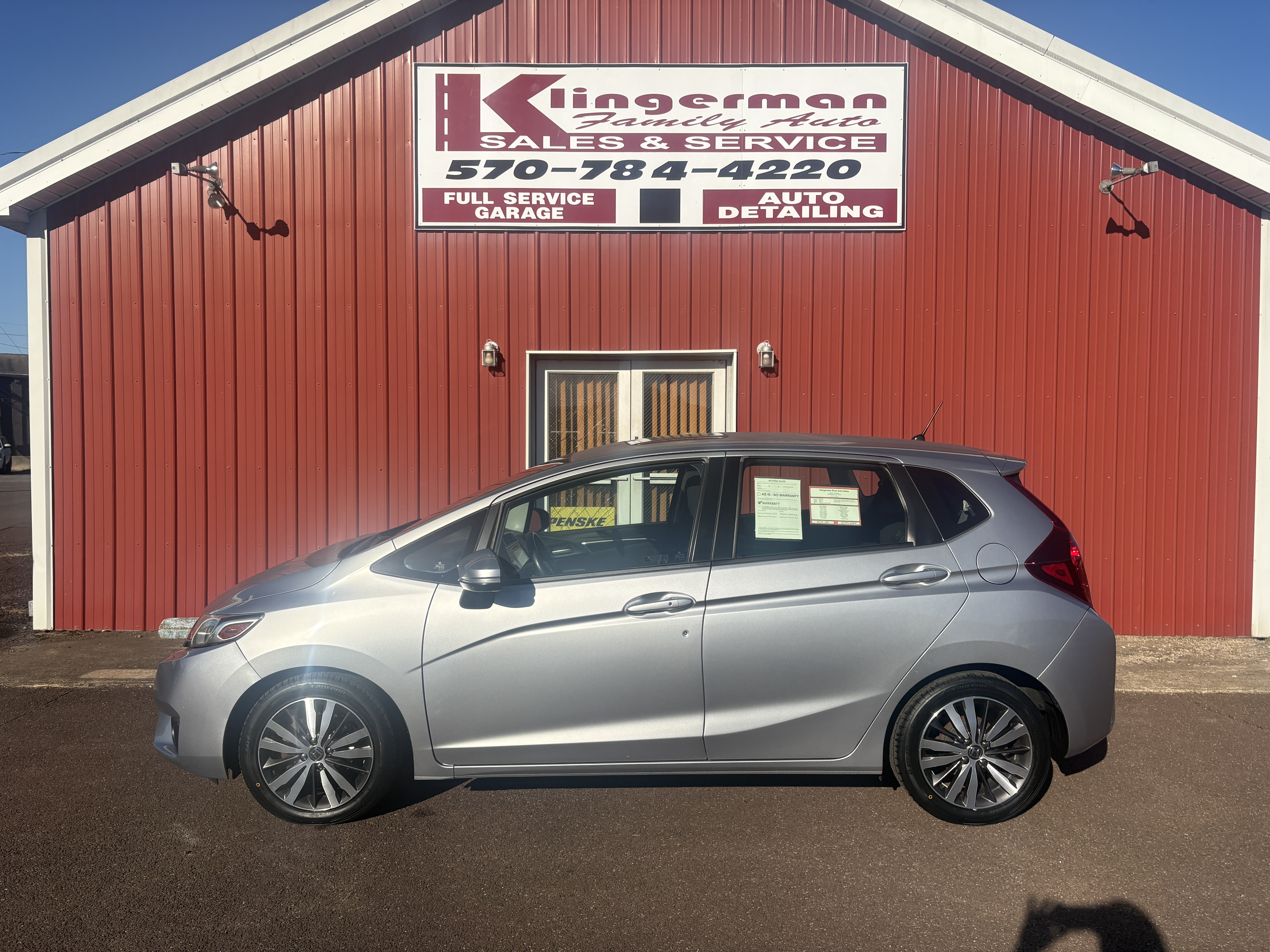 Used 2017 Honda Fit EX image 1