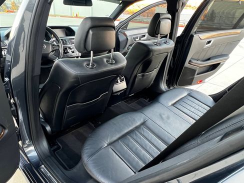 Used 2011 Mercedes-Benz E 350 image 35