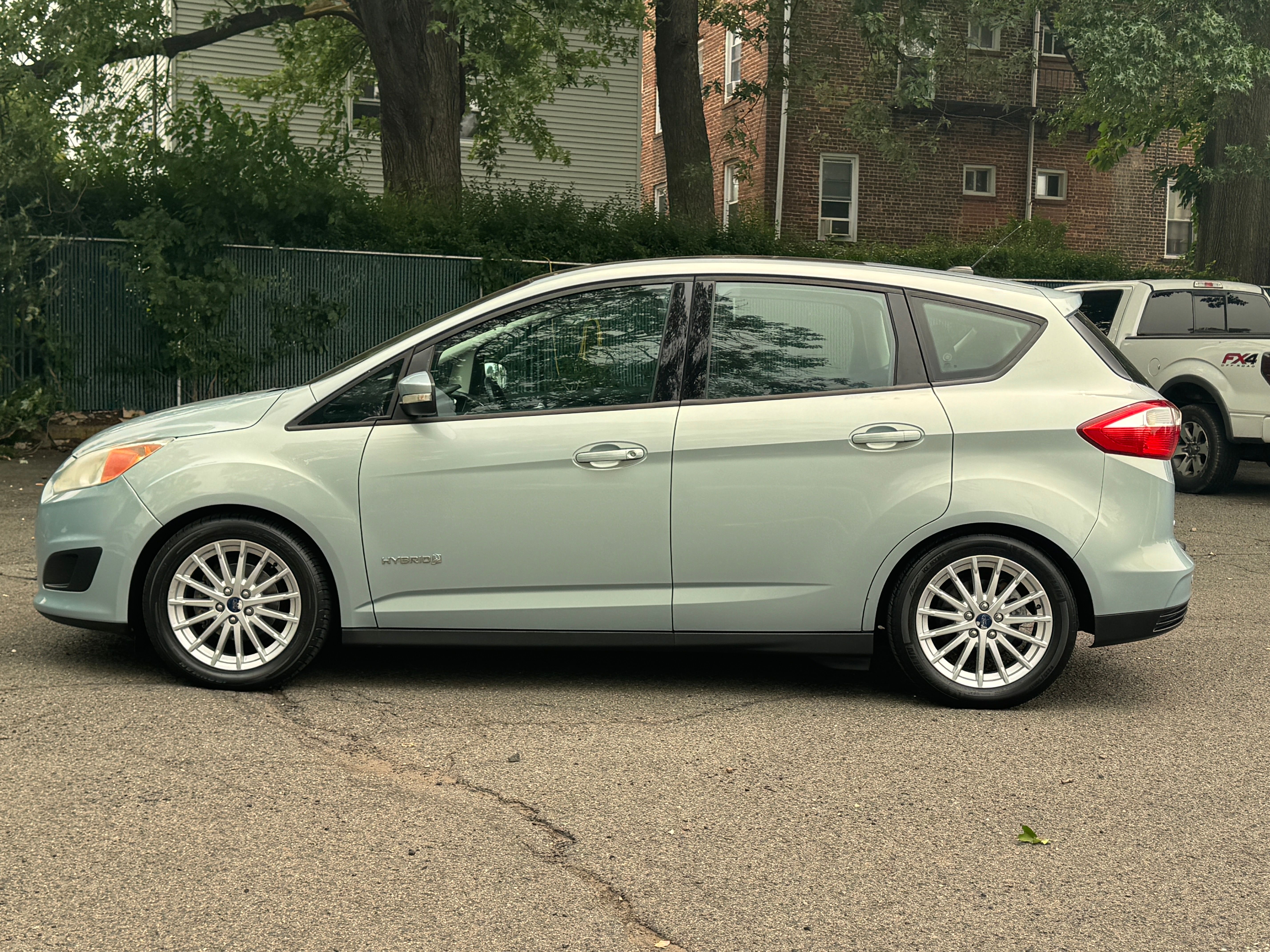 Used 2014 Ford C-MAX SE FWD image 3