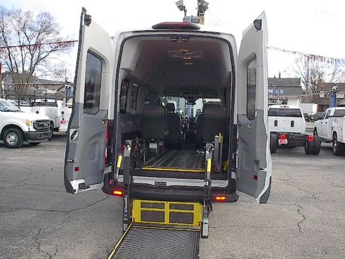 Used 2018 Ford Transit 350 XL image 20