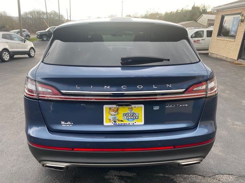 Used 2019 Lincoln Nautilus Select image 6
