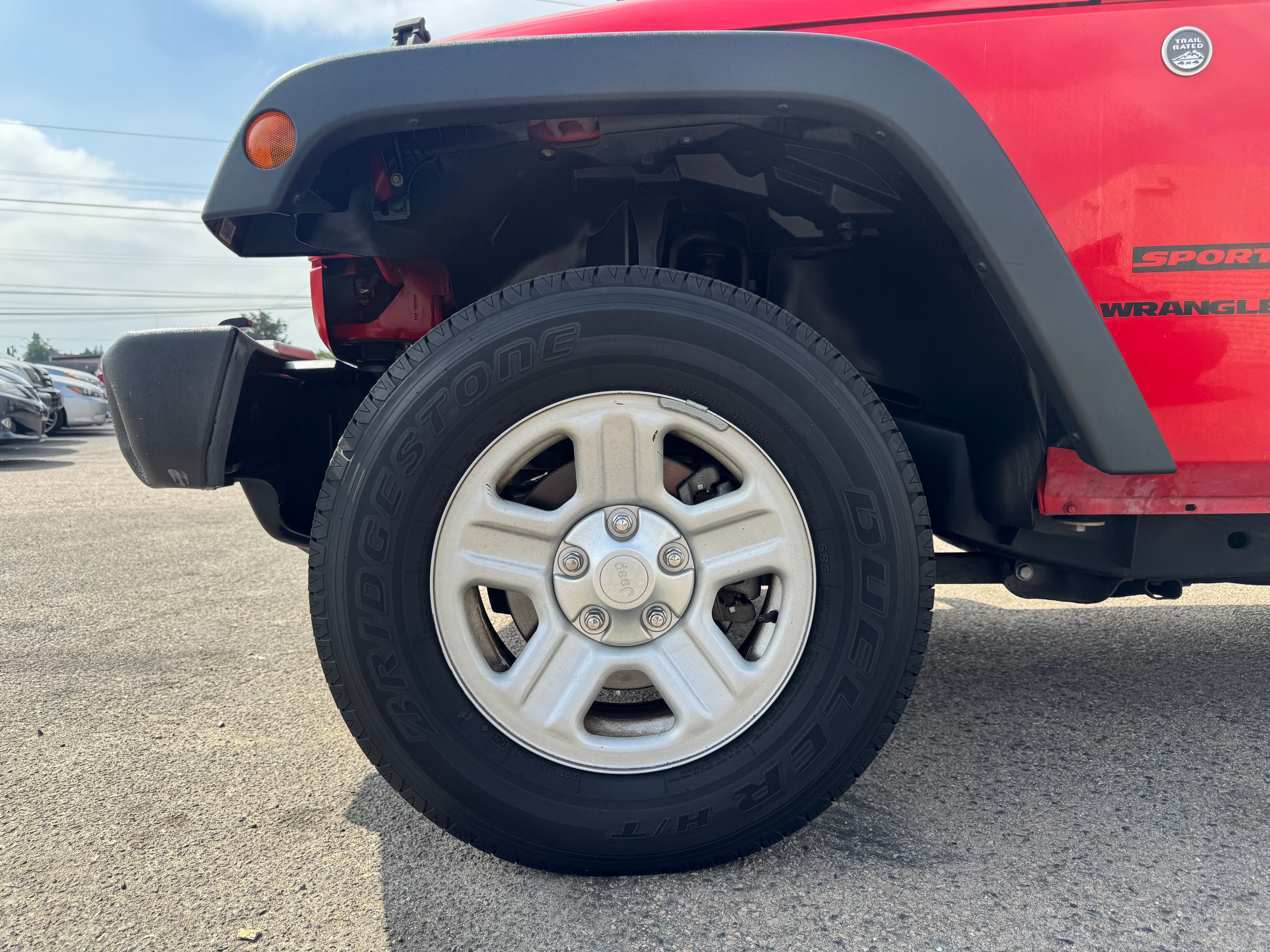 Used 2016 Jeep Wrangler 4WD Sport image 14