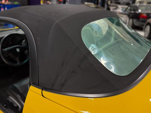 Used 2000 Porsche Boxster image 23