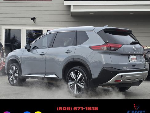Used 2021 Nissan Rogue Platinum image 5
