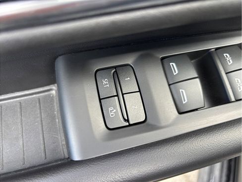 Used 2021 Chevrolet Tahoe RST image 26