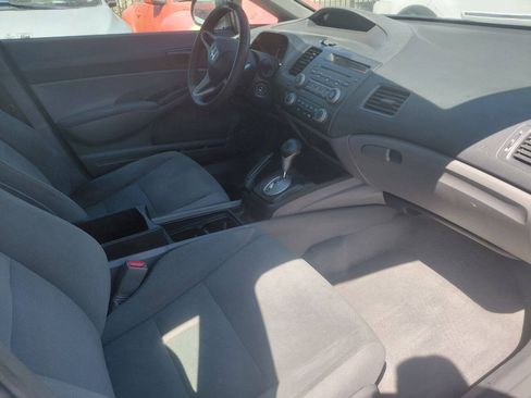 Used 2011 Honda Civic DX-VP image 12