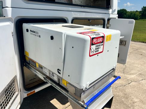 Used 2013 Ford F350 image 16