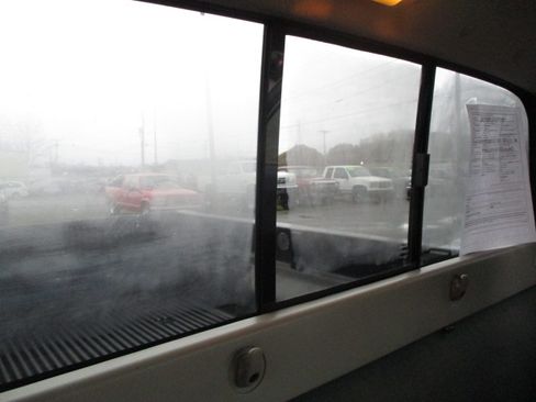 Used 2002 Nissan Frontier XE image 22