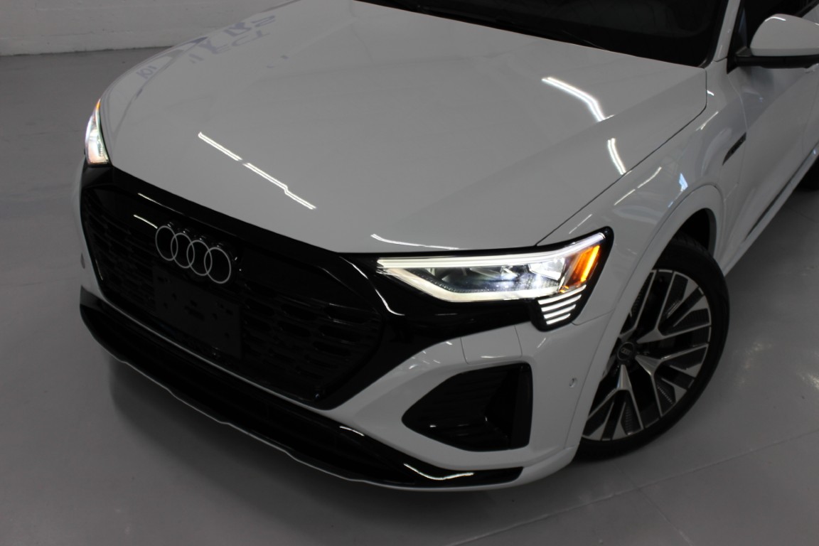 Used 2024 Audi Q8 e-tron Premium Plus Sportback AWD/4WD image 4