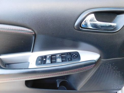 Used 2019 Dodge Journey GT image 11