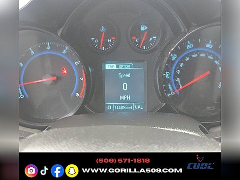 Used 2014 Chevrolet Cruze LS image 12