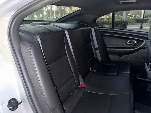 Used 2016 Ford Taurus image 80