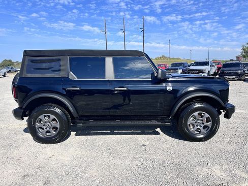 Used 2024 Ford Bronco Big Bend image 3