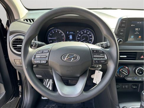 Used 2020 Hyundai Kona SE image 19