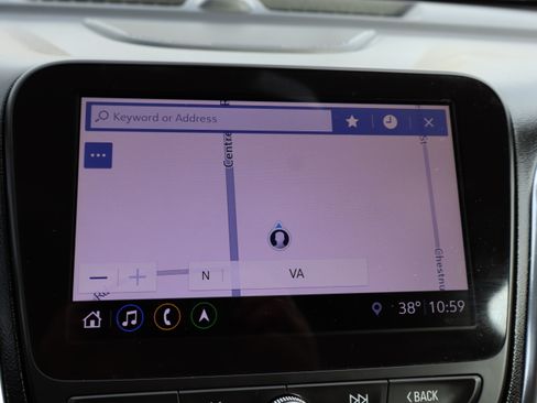 Used 2019 Chevrolet Equinox Premier image 27