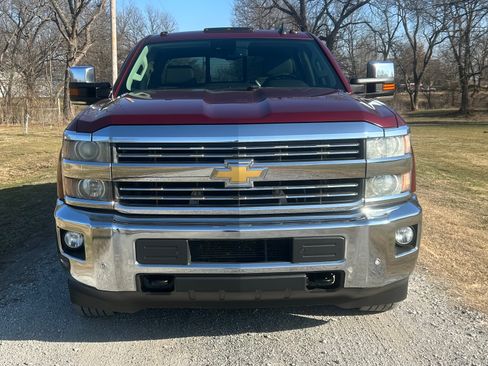 Used 2015 Chevrolet Silverado 2500 LTZ image 9