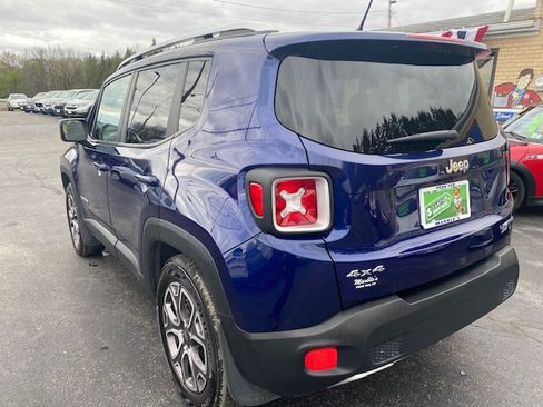 Used 2017 Jeep Renegade 4WD Limited image 7
