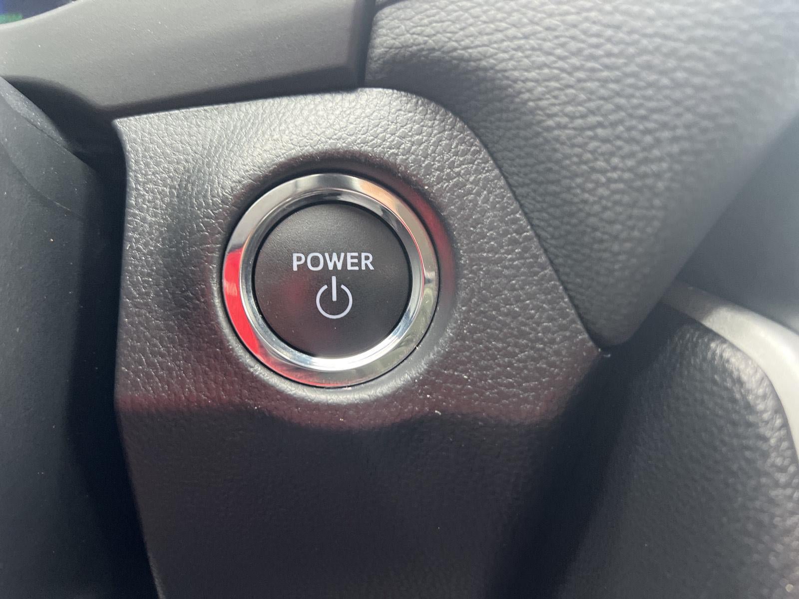 Used 2024 Toyota RAV4 XLE AWD/4WD image 25