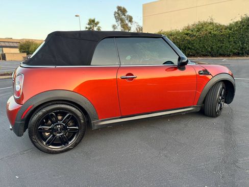 Used 2013 MINI Cooper Convertible FWD image 29