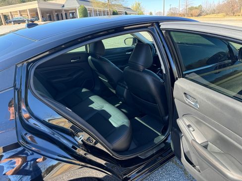 Used 2019 Nissan Altima 2.5 SR image 17