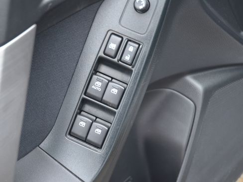 Used 2016 Subaru Forester 2.5i Premium image 21