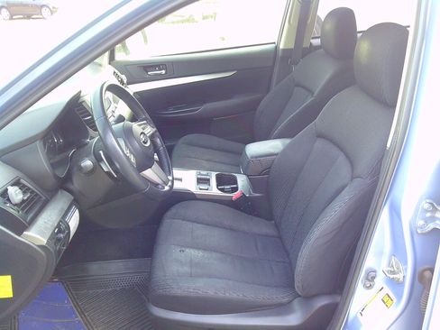Used 2011 Subaru Legacy 2.5i Premium image 6