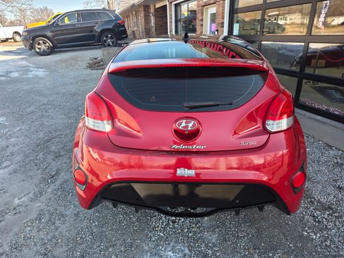 Used 2016 Hyundai Veloster Turbo image 6