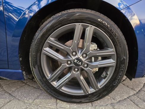 Used 2021 Kia Forte GT-Line image 38