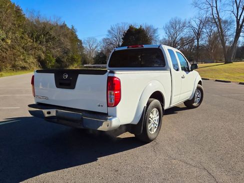 Used 2021 Nissan Frontier SV image 4