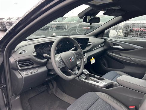 New 2026 Buick Envista Preferred image 16
