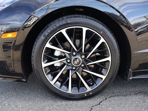 Used 2021 Hyundai Sonata Limited image 32