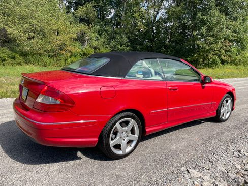 Used 2007 Mercedes-Benz CLK 550 image 14