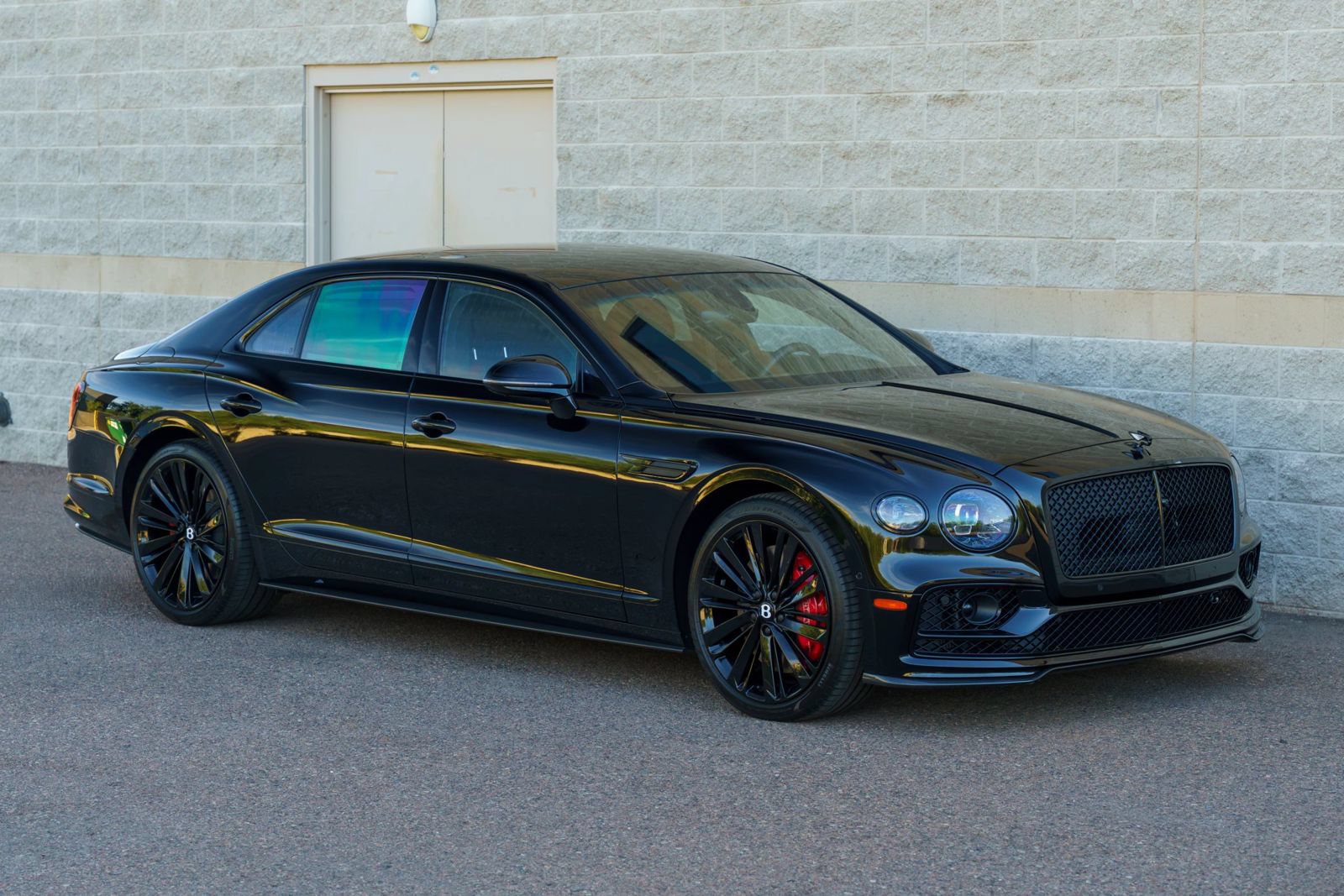 Used 2024 Bentley Flying Spur Flying Spur AWD/4WD image 30