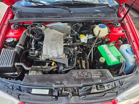 Used 2002 Volkswagen Cabrio GLS image 16