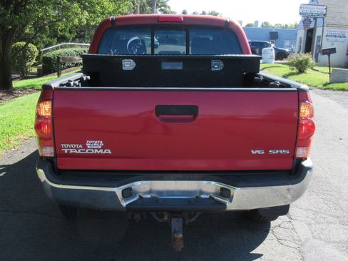 Used 2008 Toyota Tacoma TRD Off-Road image 8
