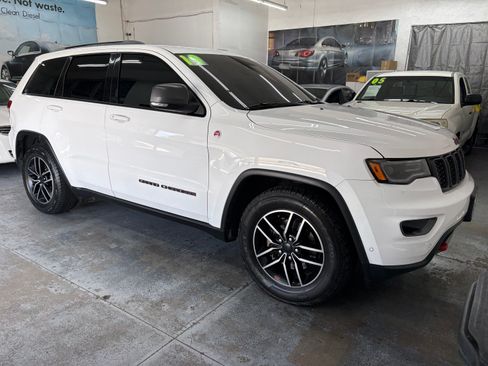 Used 2019 Jeep Grand Cherokee 4WD Trailhawk image 10